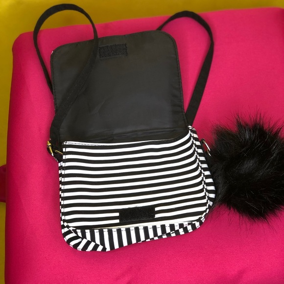 Girls Purse - Picture 2 of 4